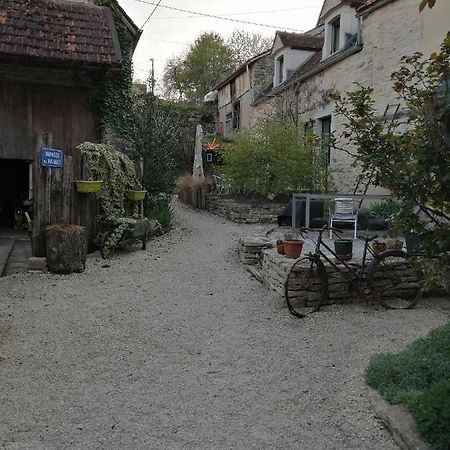 Gite Des Remparts Bèze Kültér fotó