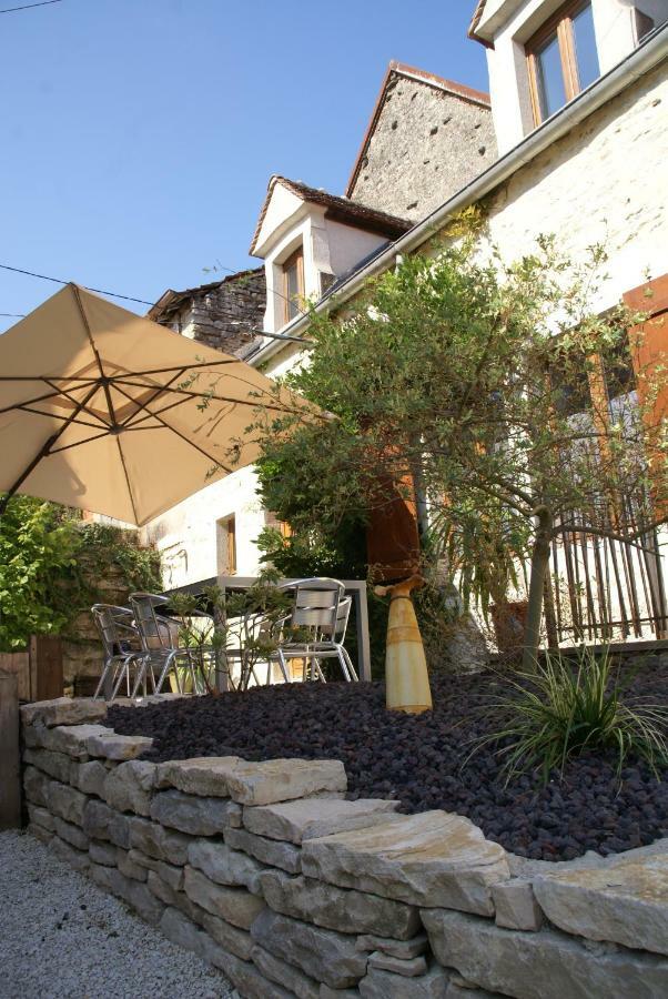 Gite Des Remparts Bèze Kültér fotó